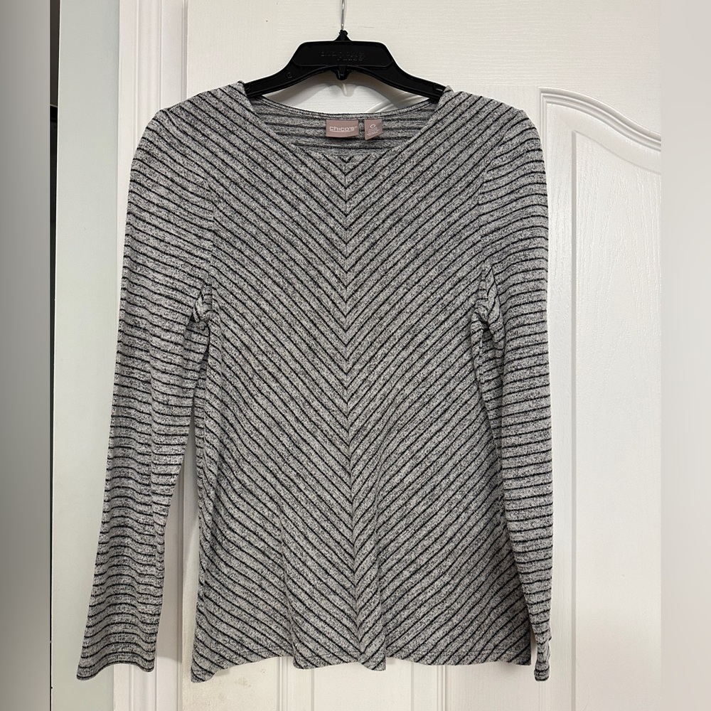 Chico's Gray and Black Chevron Long Sleeve Top